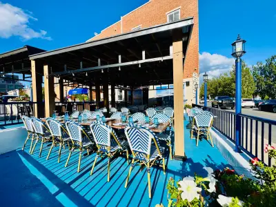 Terrasse du Restaurant Petros Lachine — photo 7
